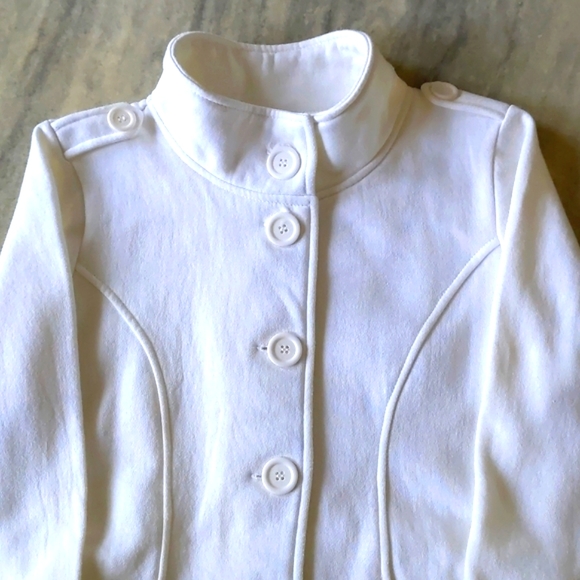 NWT. Express Woman High neck thick fleece coat w/two front deep pockets & belt. - Picture 3 of 5